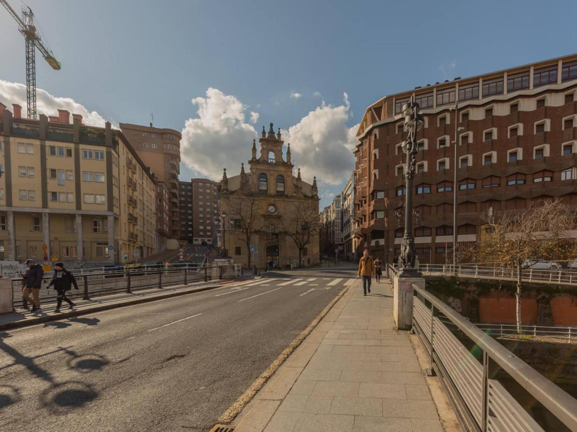 Апартаменты Barrenkale Old Town Alde Zaharra Бильбао Экстерьер фото